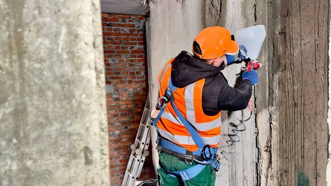 Новини Харкова: відновлюють будинок після КАБ